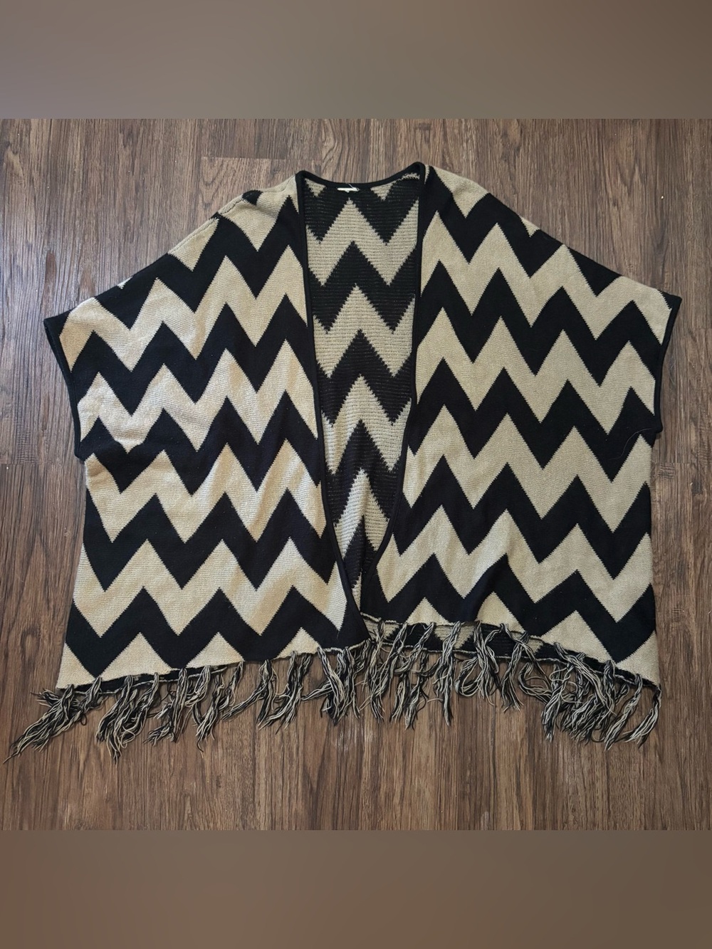 Tan & Black Chevron Open Front Poncho Cardigan Fringe One Size